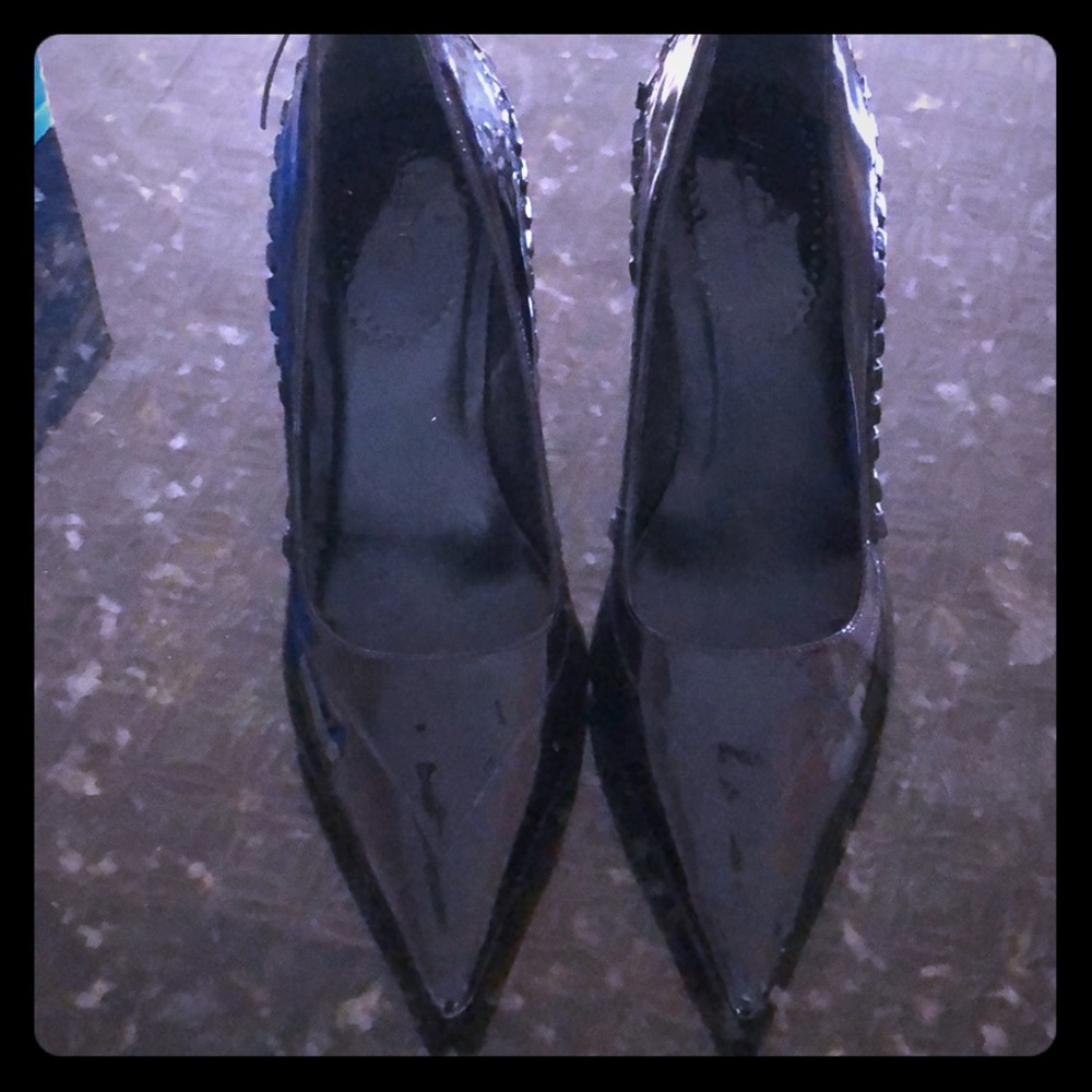 Black Aldo heels